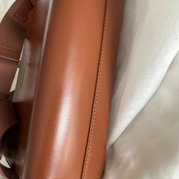 Everlane Mini Form Bag - Picture 6 of 7